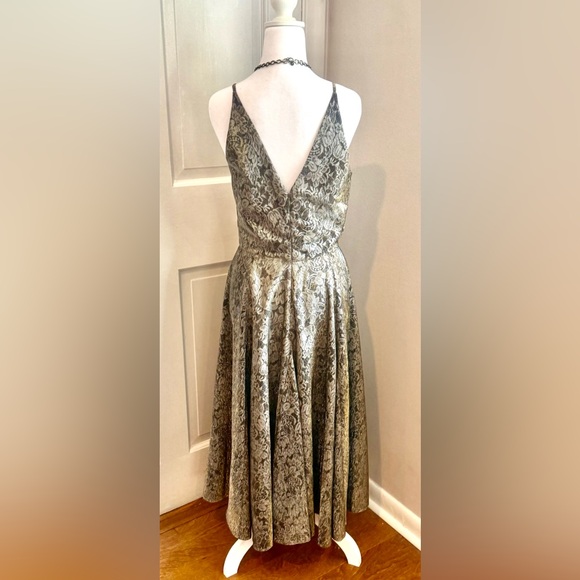 Black and Gold Lame Jacquard Cocktail Dress by Dress the Population - Picture 3 of 6